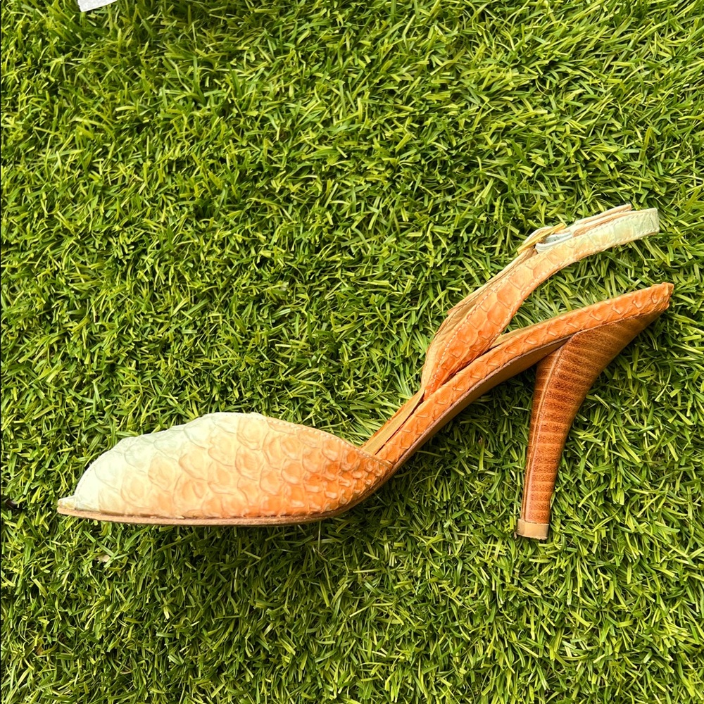 Stuart Weitzman Orangina Pantone Python Size 5 1/2 - image 4